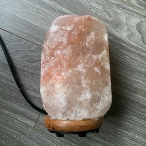 Salt Crystal Lamp